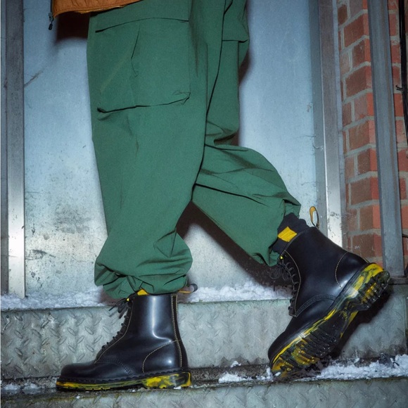 Dr. Martens Smooth Black Leather 1460 Marbled Sole Boots - Picture 10 of 16